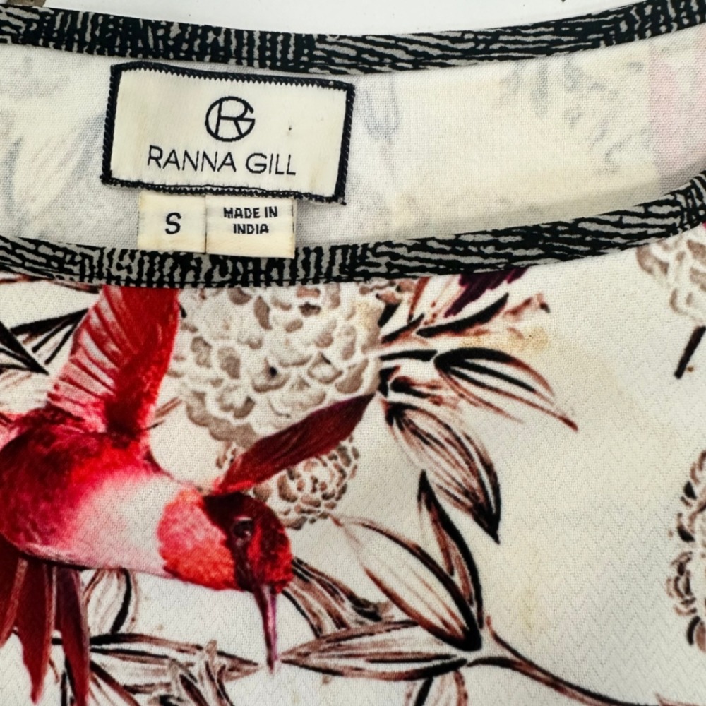 Ranna Gill Hummingbird Print Dress Sleeveless Fit and Flare Casual Women's Dress - Picture 5 of 6